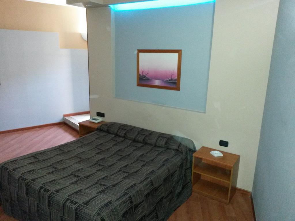 Hotel Ginepro Qualiano Camera foto