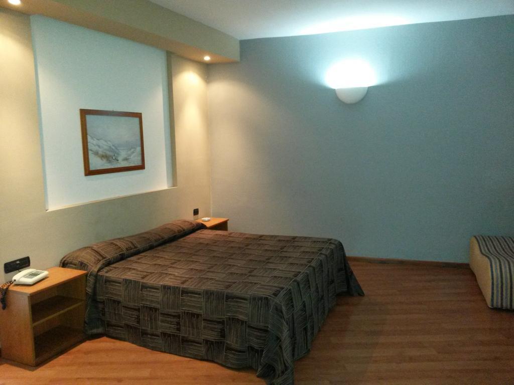 Hotel Ginepro Qualiano Camera foto
